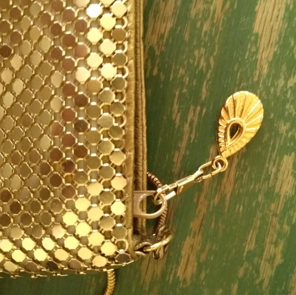 Gold Mesh Handbag - Picture 8 of 8